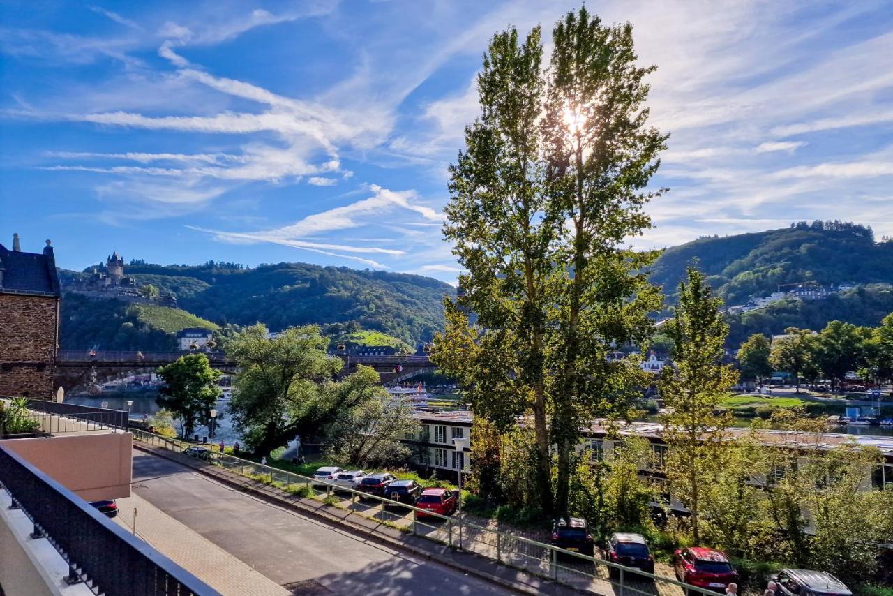 Vivamosel: Appartement Mit Mosel & Burgblick - Balkon - Parken - Aufzug - Fahrradraum Cochem Ngoại thất bức ảnh